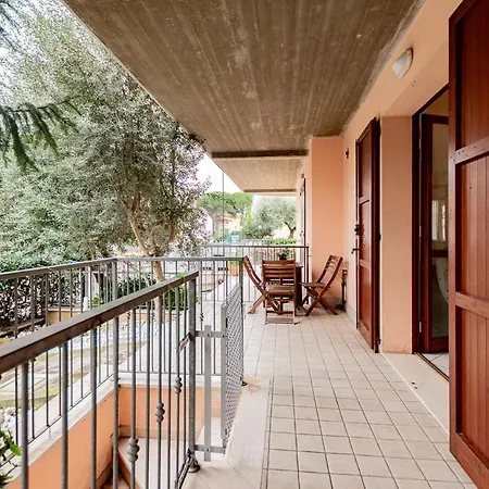 Trilocale Con Giardino A - Cv012 *