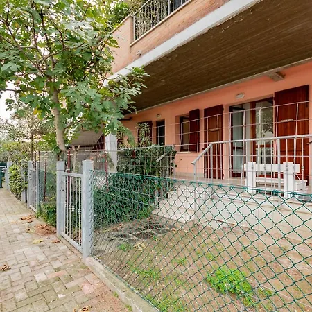 Appartement Trilocale Con Giardino A - Cv012 *