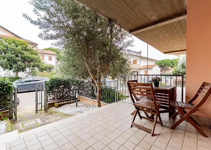 Appartement Trilocale Con Giardino A - Cv012 *